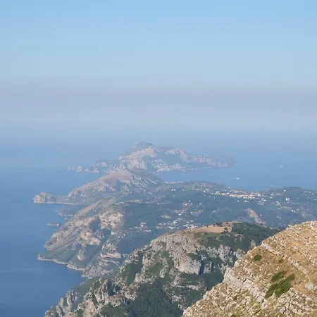 Due Torri アジェーロラ