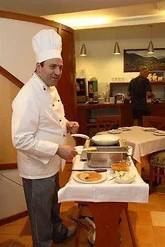 Due Torri Hotell